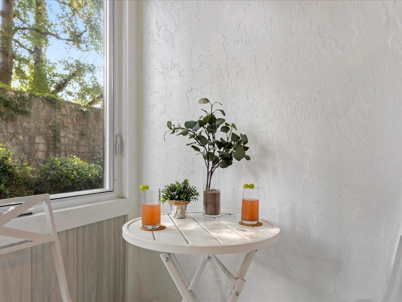 Artist'S Tower Townhome Just Renovated W Loft Gainesville Eksteriør bilde