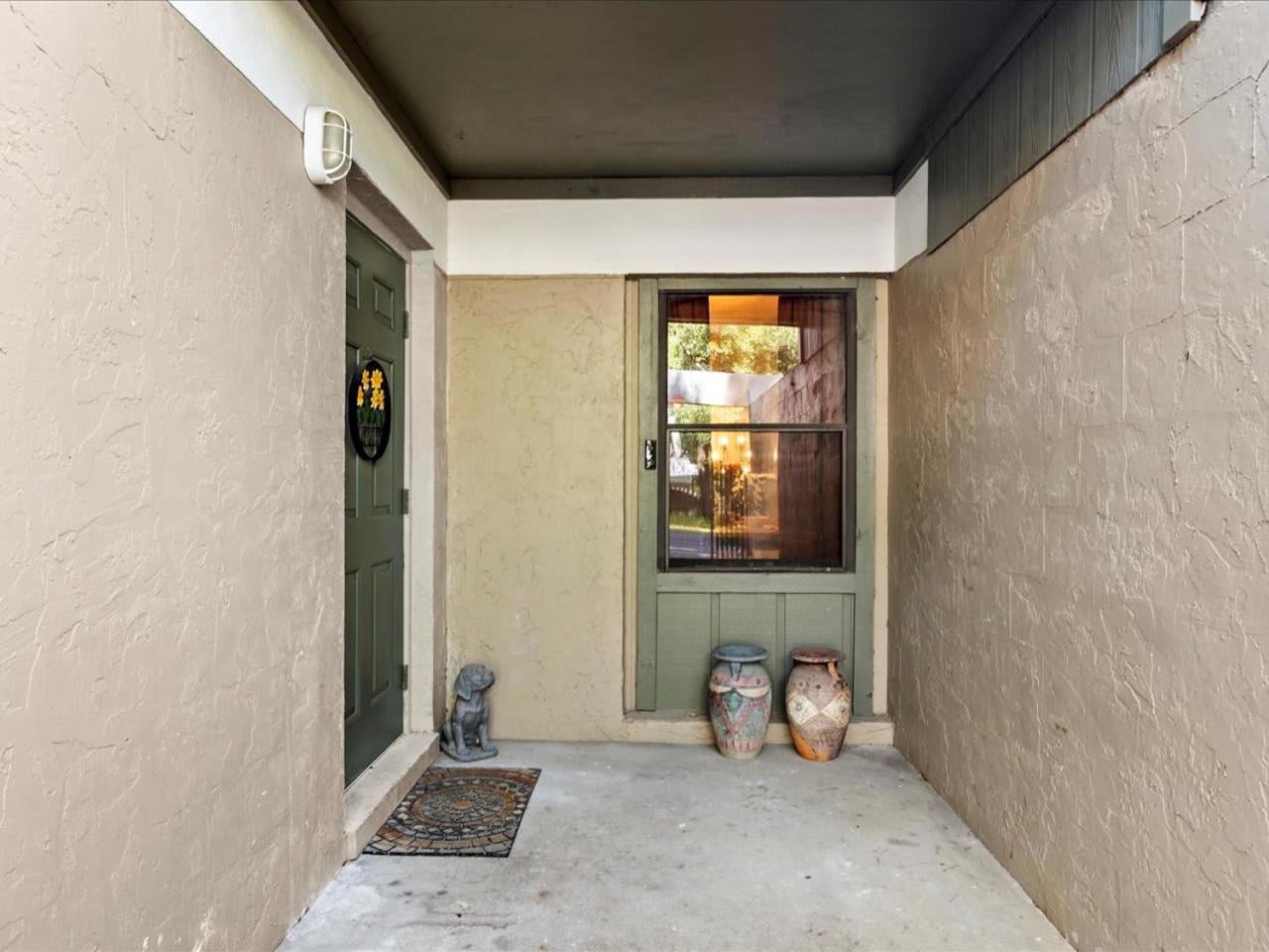Artist'S Tower Townhome Just Renovated W Loft Gainesville Eksteriør bilde